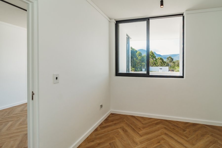 2 Bedroom Property for Sale in Heather Park Western Cape